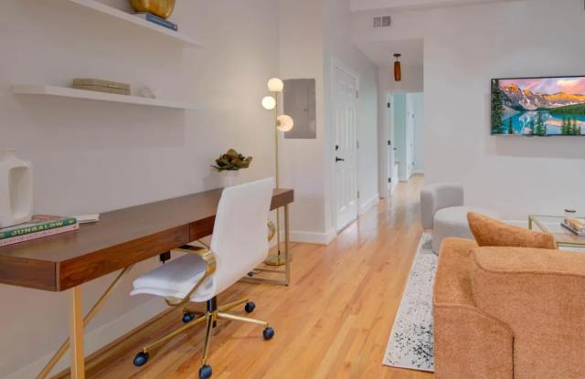 208 T Street Northeast Gallery 4