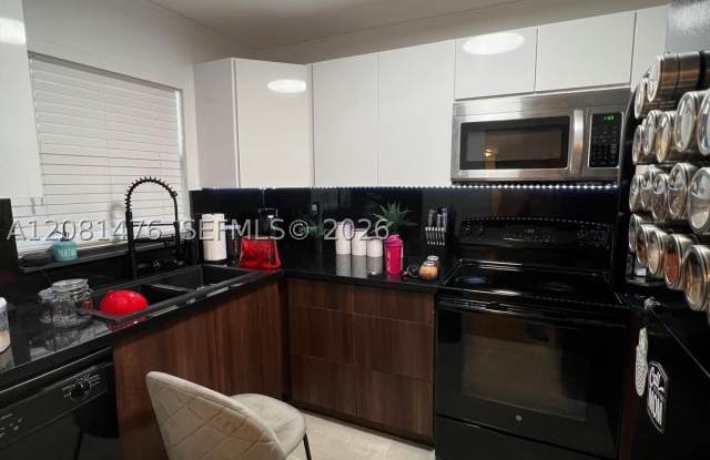 9451 Evergreen Pl Gallery 3