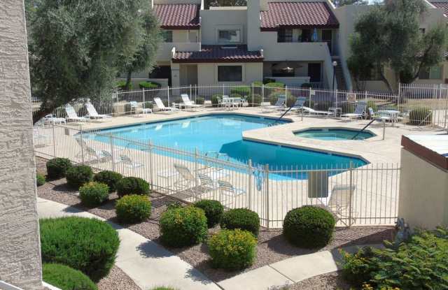 Fantastic 2bdrm condo Union Hills and 19th ave photos photos