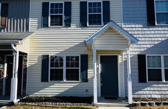 2002 Grandeur Avenue - 2002 Grandeur Avenue, Jacksonville, NC 28546