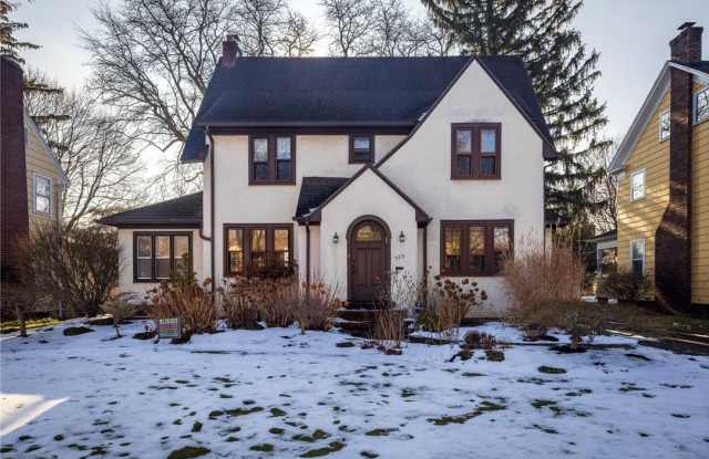 305 Castlebar Road photos photos