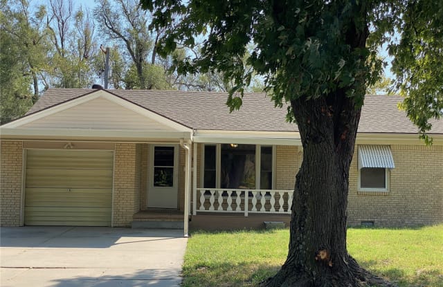 3312 S Washington Ave - 3312 South Washington Street, Wichita, KS 67216