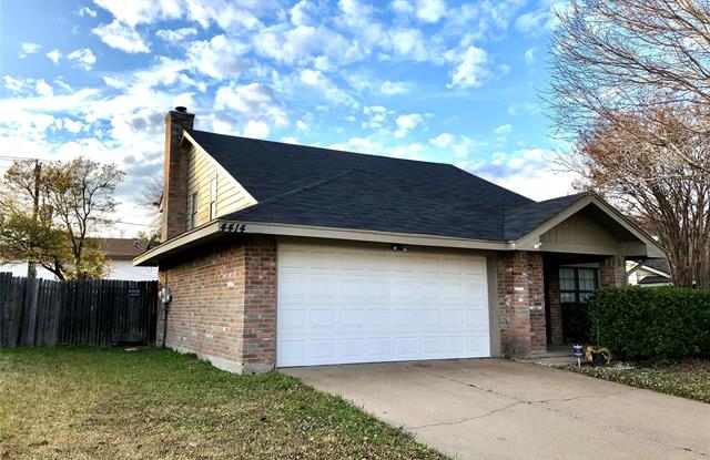 4414 Emerson Drive Gallery 2