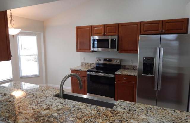 132 SW Elderberry Drive photos photos