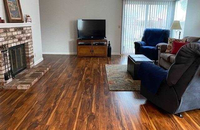 1110 Albion Place Gallery 4