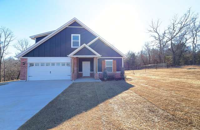 New Construction 4 Bedroom, 3 Bathroom on a 1.67 Wooded Acre Lot! Gallery 1