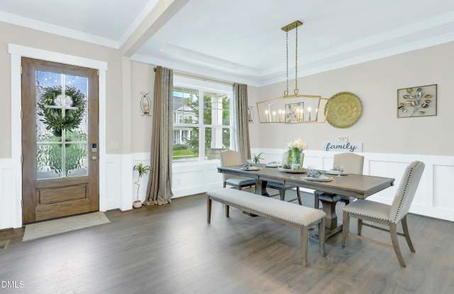 301 Silent Bend Drive Gallery 3