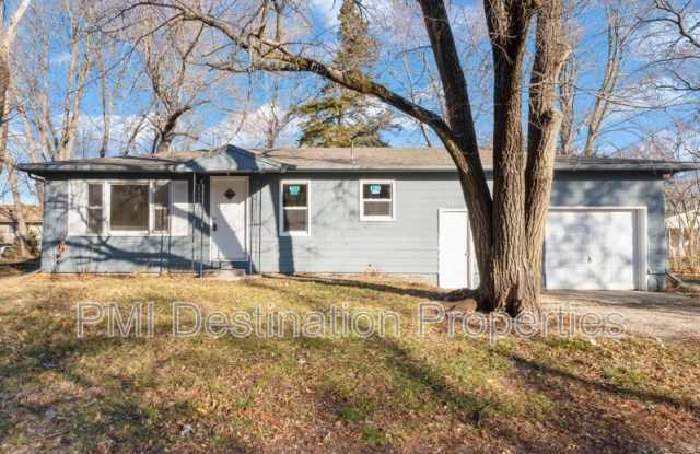 33900 W 84th St - 33900 West 84th Street, De Soto, KS 66018