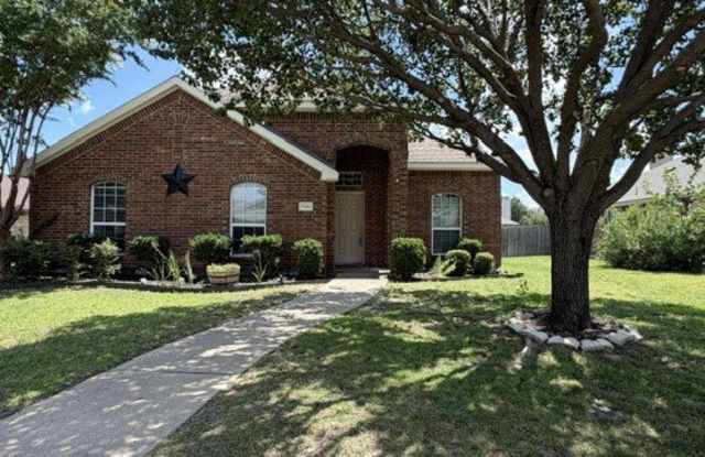 1700 Summerfield Drive Gallery 2