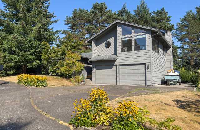 Spacious 3 Bedroom Cul-De-Sac Home in Cedar Mill with Easy Access to Nike, Intel, and St. Vincent photos photos