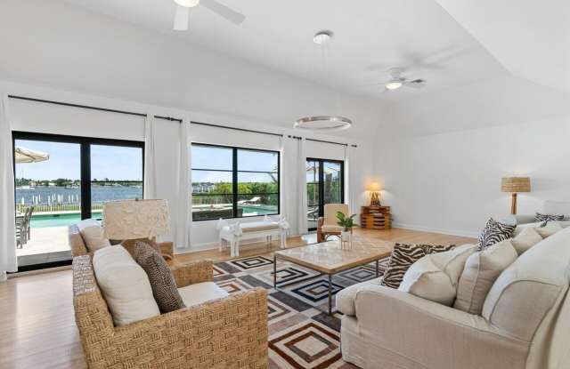 210 S Lake Drive Gallery 2