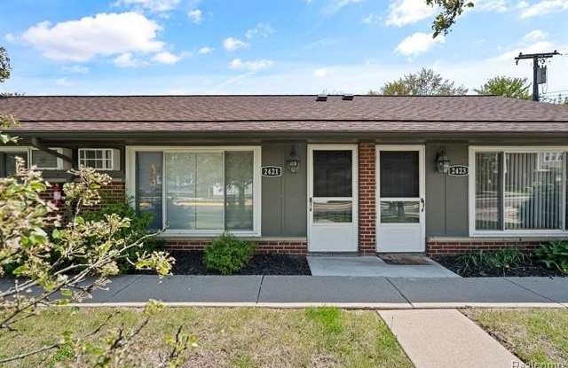 2421 Normandy Rd photos photos