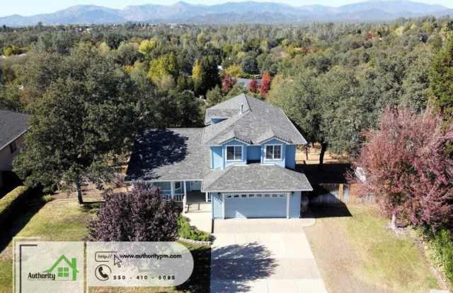 19226 Snowburst Ct. - 19226 Snowburst Court, Redding, CA 96003