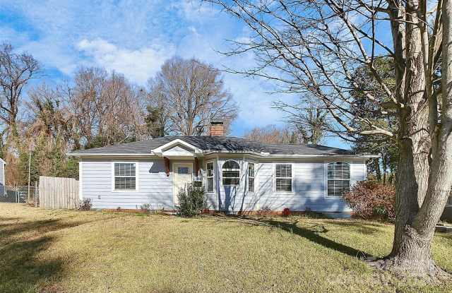 2574 Brentwood Place Gallery 4