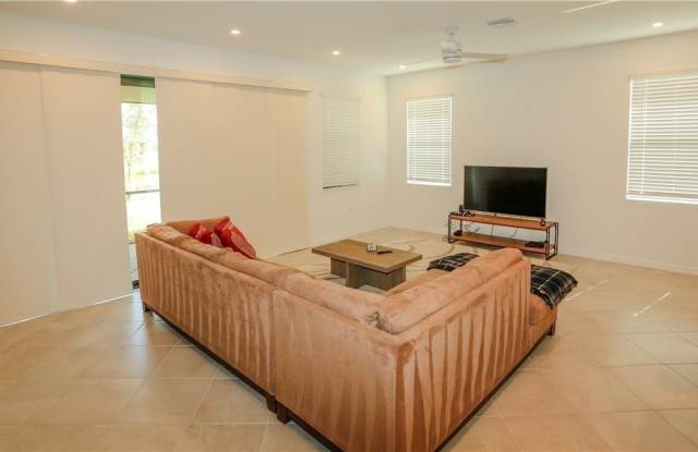 14629 Palamos Circle Gallery 3