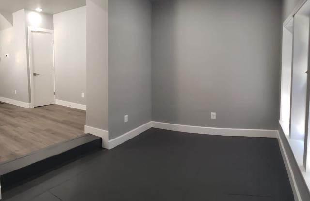 6211 Washington Ave Gallery 3