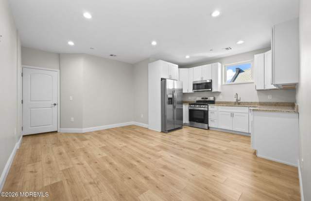 207 Main Street unit: D photos photos