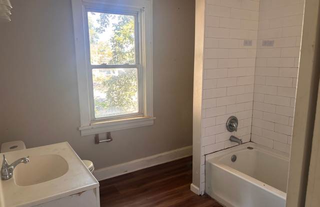 Spacious 3 Bedroom Single Family Home in Akron - Only $1,350/mo Gallery 3