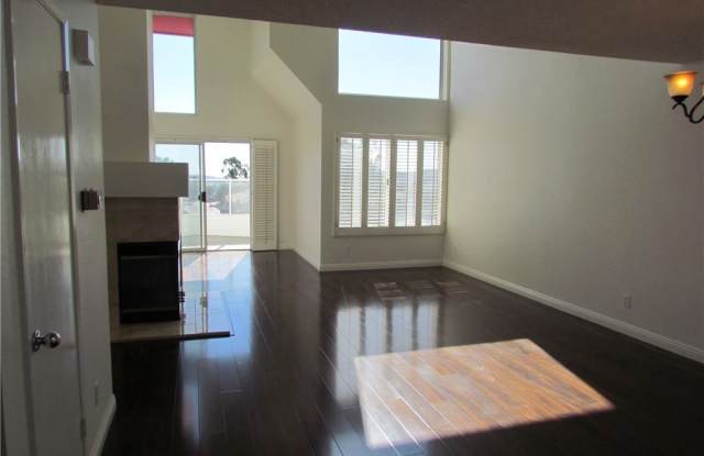 26824 Turquoise Gallery 3