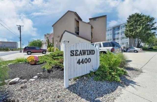 4400 W Brigantine Ave photos photos