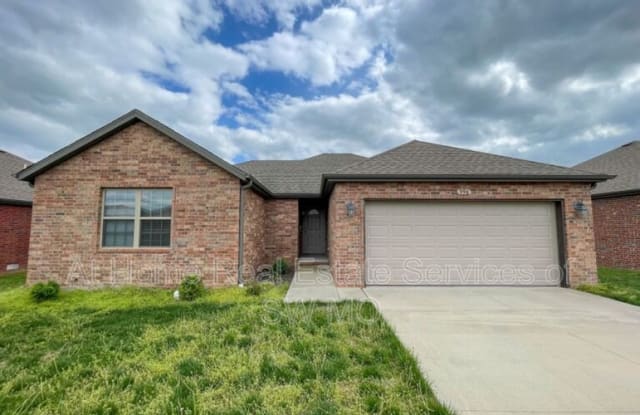 396 Madrid Street - 396 Madrid Street, Republic, MO 65738