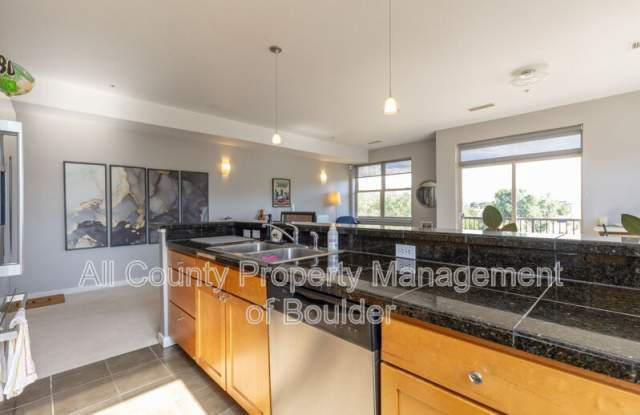2910 Bluff St. photos photos