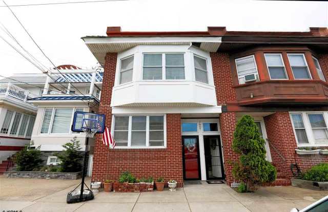 7907 Atlantic Ave - 7907 Atlantic Avenue, Margate City, NJ 08402