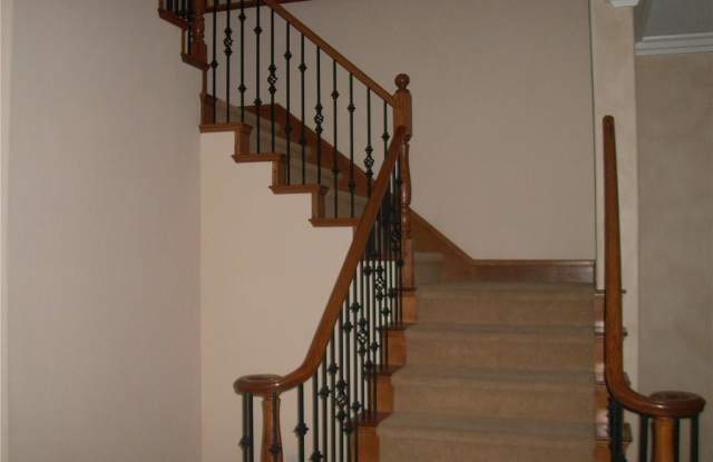 38 STONEMARK Drive Gallery 3