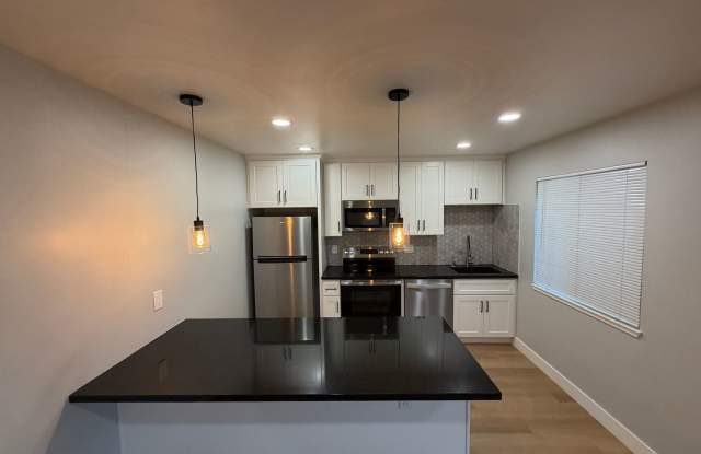 150th Avenue Apartments photos photos