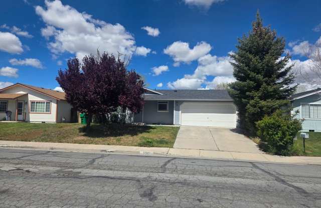Pet-Friendly 3BR Home in Carson City with Yard & Modern Updates photos photos