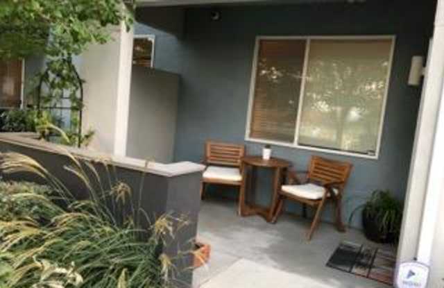 10398 South Clarks Hill Drive #102 photos photos