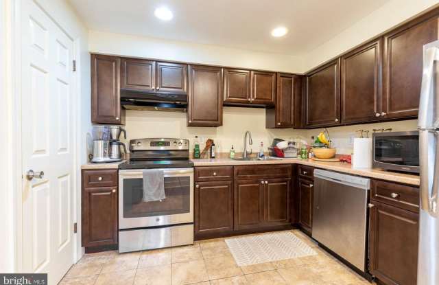 1631 GREEN Street unit: B photos photos