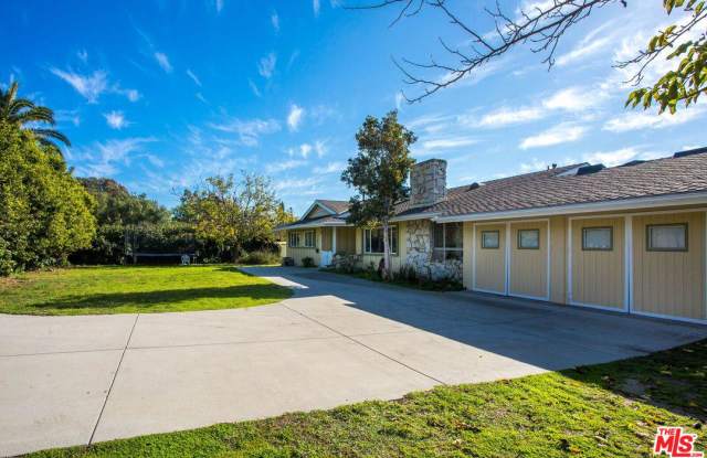 28908 GRAYFOX Street Gallery 2