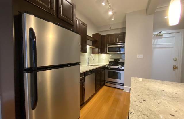 415 West Belmont Avenue Gallery 3