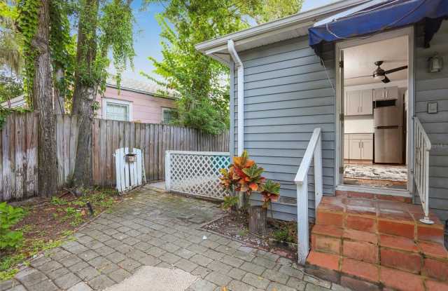 322 E KALEY STREET photos photos