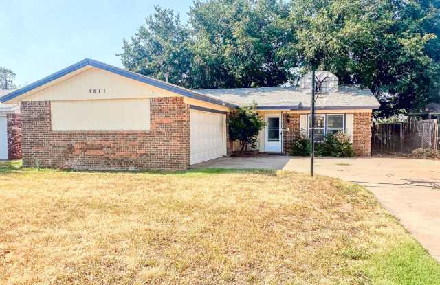5011 52nd St photos photos