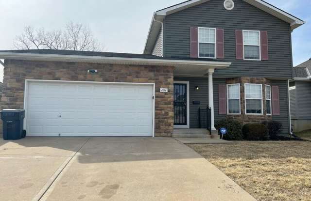 4134 Woodland Ave photos photos