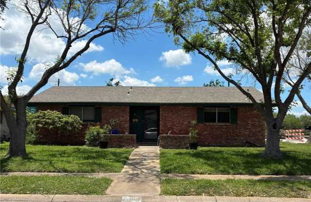 1705 Mildred Street photos photos