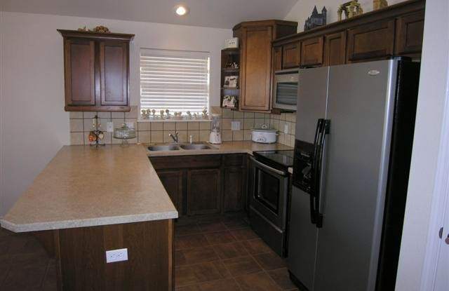 556 La Salle Dr. Gallery 3