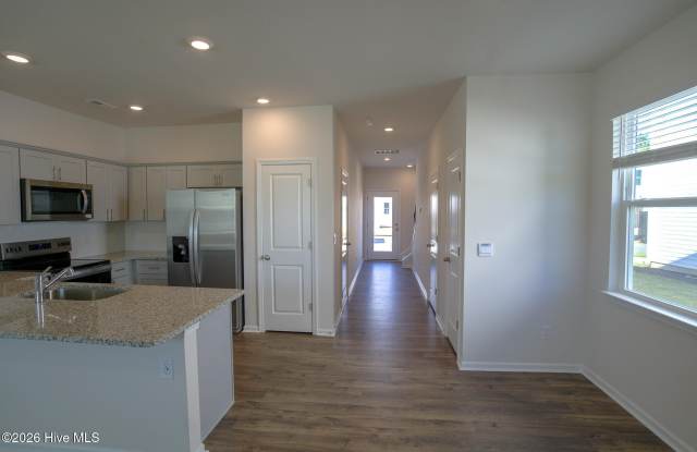 2037 Clock Road Gallery 3