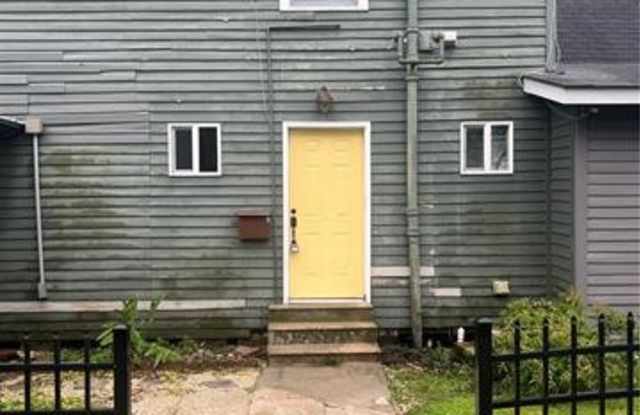 500 S CHERRY Street - 500 South Cherry Street, Hammond, LA 70403