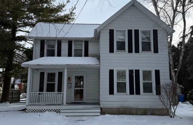 Charming Downtown Middleton Gem on Hubbard Ave photos photos