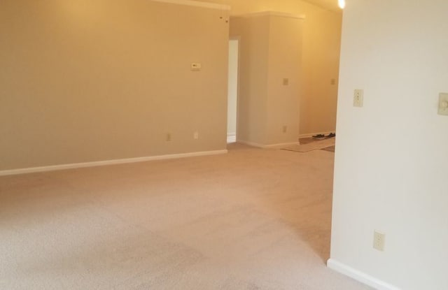 467 Springmont Court Gallery 3