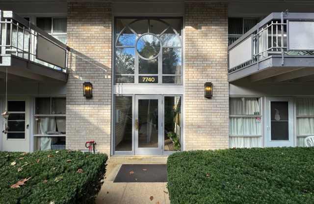 Relaxing Fully-Furnished 2 Bed 1 Bath Condo With Balcony In Beautiful Heritage Woods photos photos