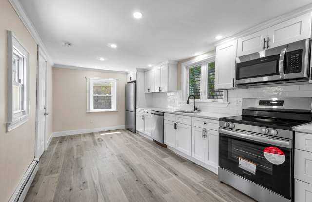Beautifully Renovated 3-Bedroom Home in East Side Providence! photos photos