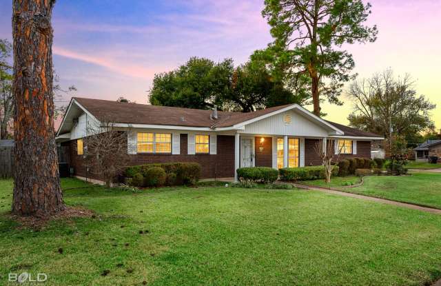 Check Out this 3 bed 2 bath Newly Remodeled Home!! photos photos