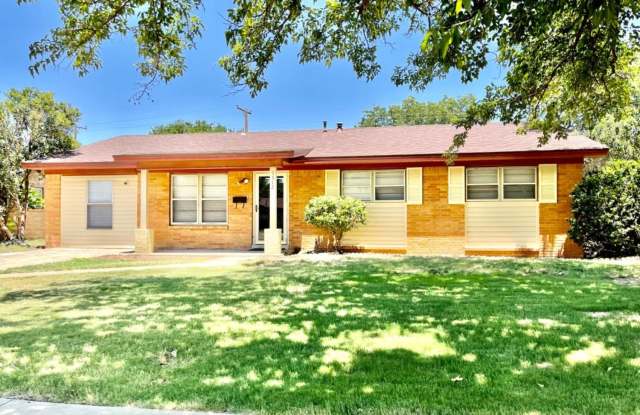 5512 12th Street photos photos