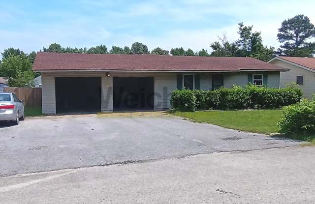 Charming 3BR/2BA Home in a Peaceful Neighborhood w/ Fenced Backyard photos photos
