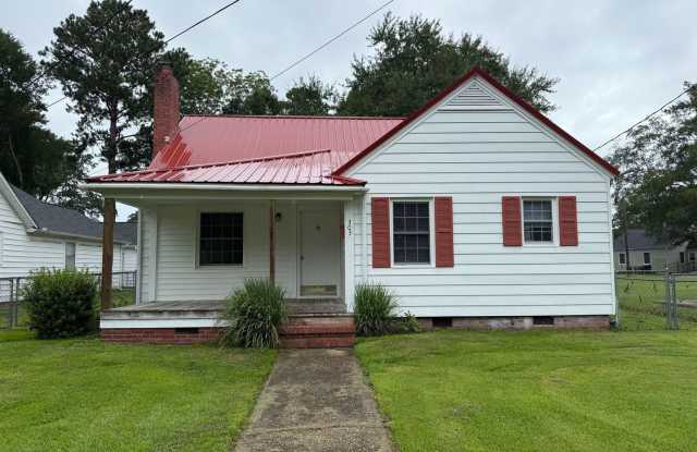 Cozy 2 bedroom, 1 bath house photos photos