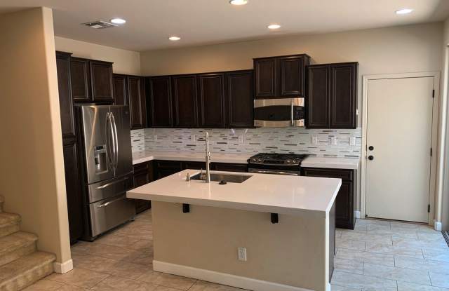 3487 S. Bluejay Dr. Gallery 4